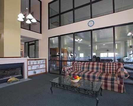 Premier Inn And Suites Erick Interieur foto